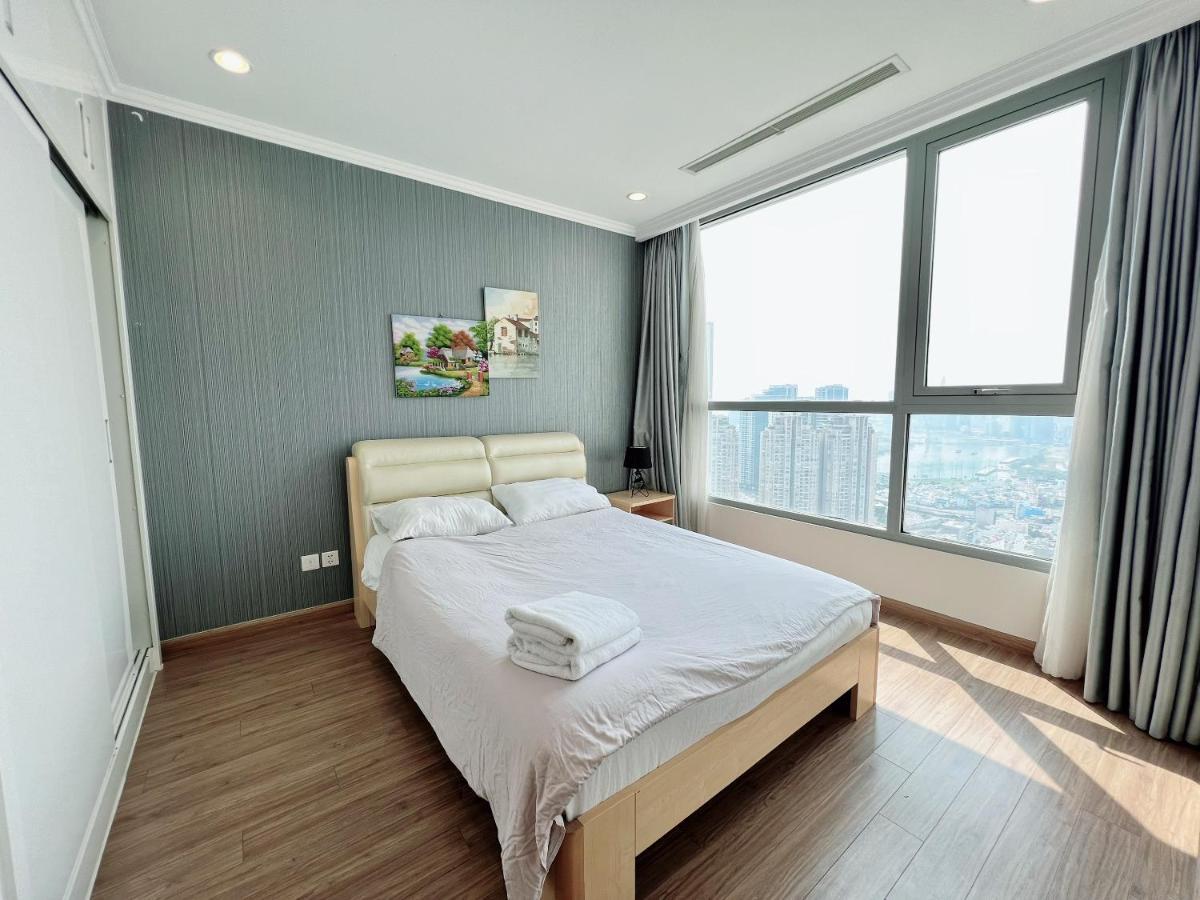 Landmark 81 Vinhomes Christine *