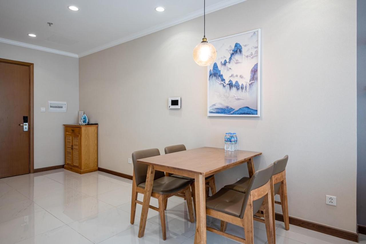 Landmark 81 Vinhomes Christine