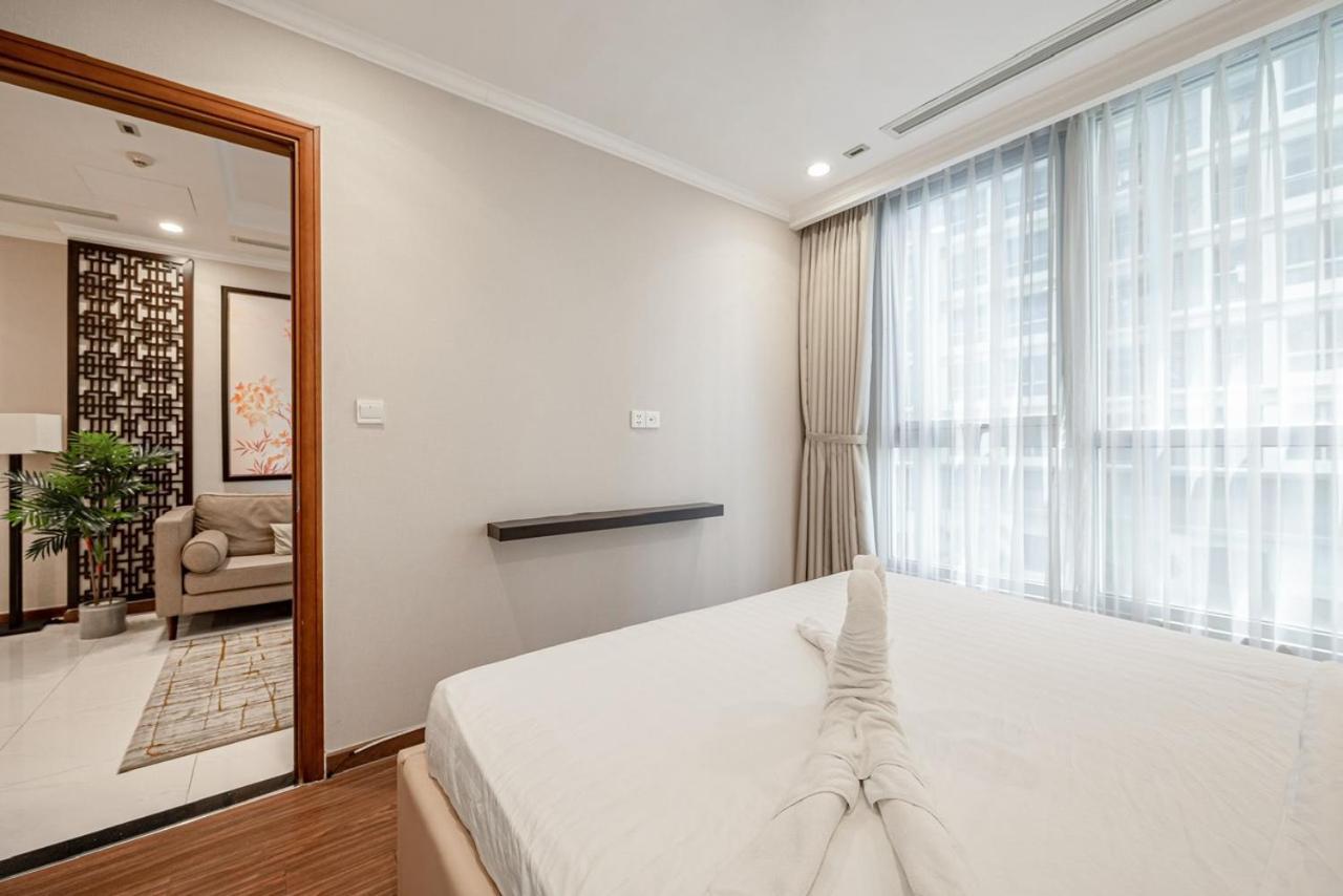 Landmark 81 Vinhomes Christine Bed & Breakfast *